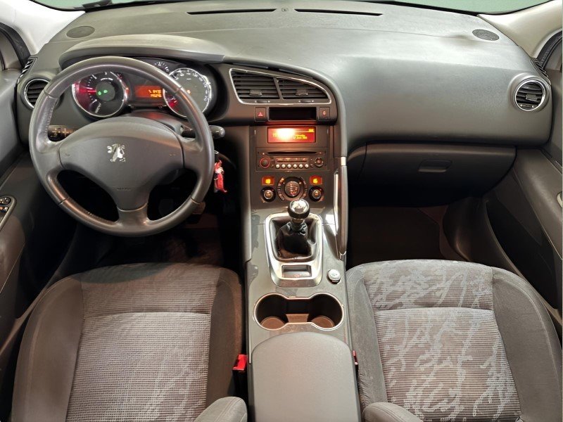 Peugeot 3008 1.6 BlueHDi Allure S&S 2016, foto 13