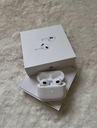 Airpods 3ra Gen con Estuche Carga MagSafe