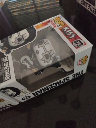 2 Funko Pop KISS: Spaceman 473 y Catman 474