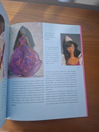 Barbie 40 Años de Fantasía.nuevo,impecable