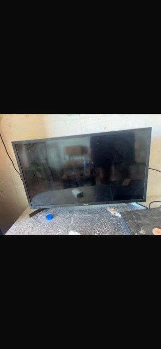 TV Samsung 32 Negra