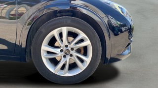 Infiniti Q30 1.6T 90 kW (122 CV)