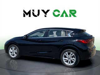 Infiniti Q30 1.6T 90 kW (122 CV)