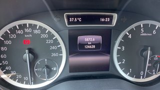 Infiniti Q30 1.6T 90 kW (122 CV)
