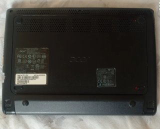 Acer Aspire One D270 Rojo