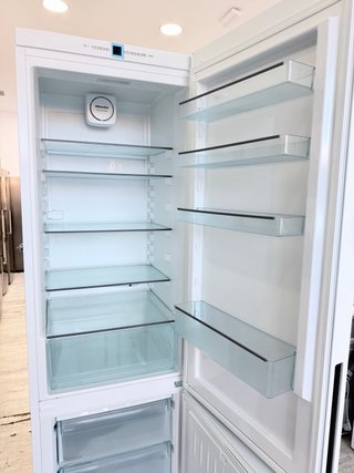 OFERTA! FRIGORÍFICO COMBI MIELE 2MTS  NO FROST