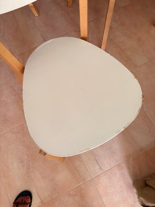 Mesa y 4 Sillas Ikea