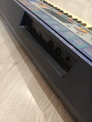 Teclado Yamaha psr 260