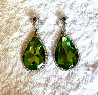 Pendientes lágrima verde esmeralda y plata