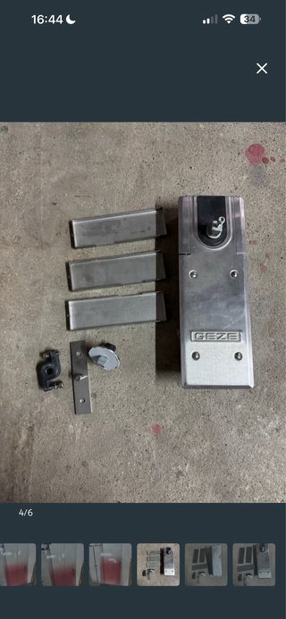 Muelle Geze para puerta empotrable suelo