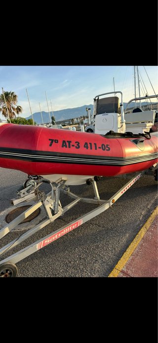 Semirrígida Zodiac Pro 9