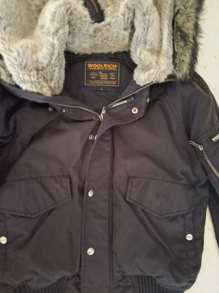 Woolrich Giubbotto Nero con Cappuccio