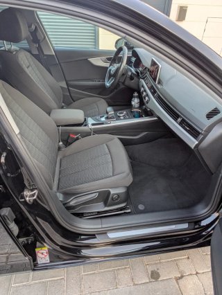 Audi A4 2019