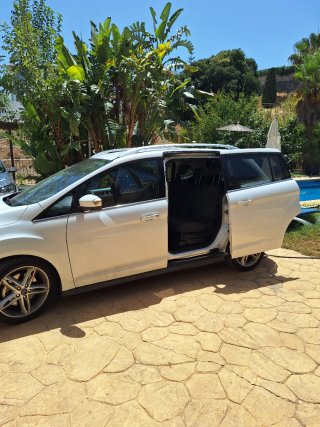 Ford Grand C-MAX 2015