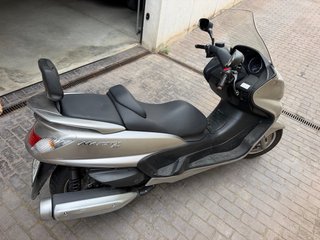 Yamaha Majesty400, año2005/26.000km Escucho oferta