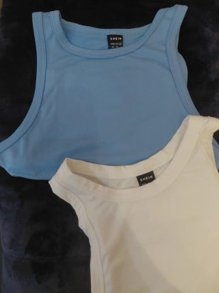 Pack 2 Tops Blancos Talla XS de shein