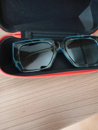 Gafas de sol mujer azules y multicolor