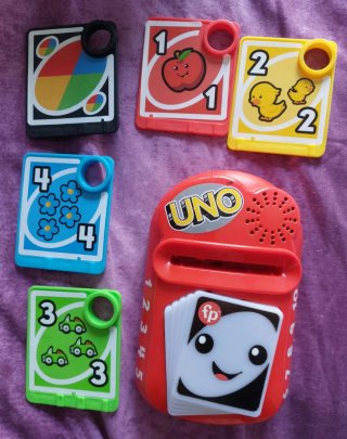 UNO Fisher-Price para bebés