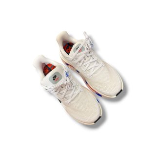 Nike Vomero Premium CM Running Sneakers Bianche42