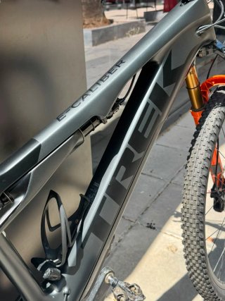 Bicicleta Trek E-Caliber 2021