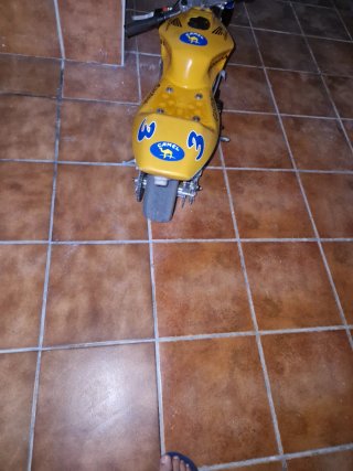 Mini Moto Honda Amarilla gasolina