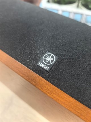 Altavoz Central Yamaha NS-C125