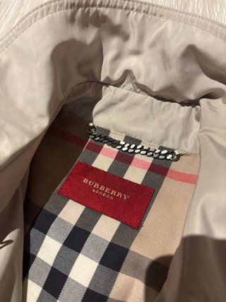 Gabardina Burberry London Nova Check Beige