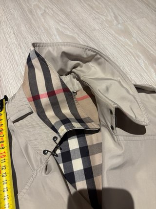 Gabardina Burberry London Nova Check Beige
