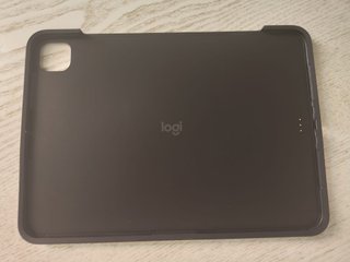 iPad Pro 11 M4 256GB + Funda Logitech Combo Touch