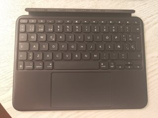 iPad Pro 11 M4 256GB + Funda Logitech Combo Touch
