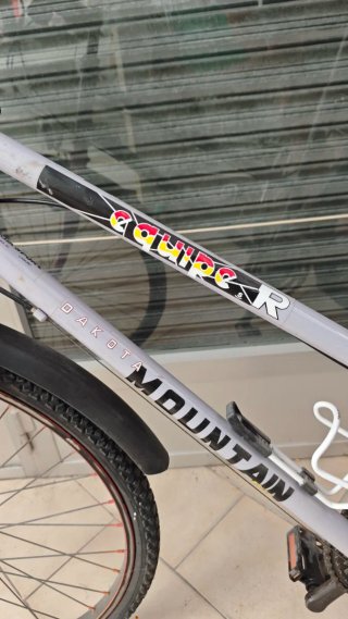 Bicicleta montaña y ciudad en perfecto estado
