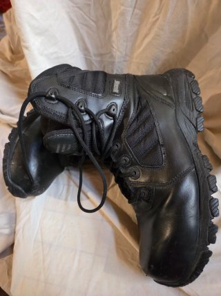 Botas de seguridad Magnum negras