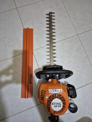 Cortasetos Stihl HS 45