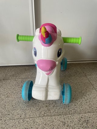Unicornio balancín infantil