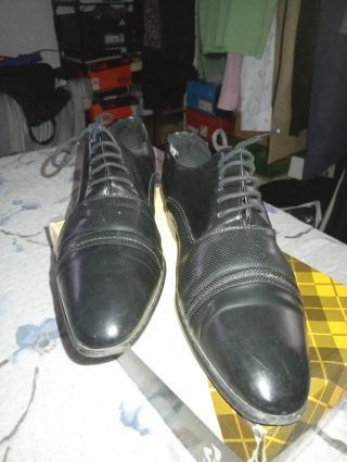 Zapatos negros de cordones Talla 42