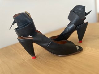 Chie Mihara Zapato Salón Tacón Talla 37