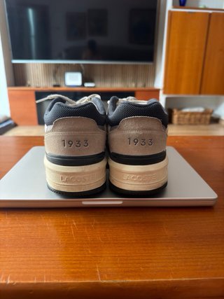 Zapatillas Lacoste Beige y Blancas