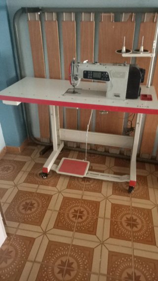 Máquina de coser industrial..telf.601647407