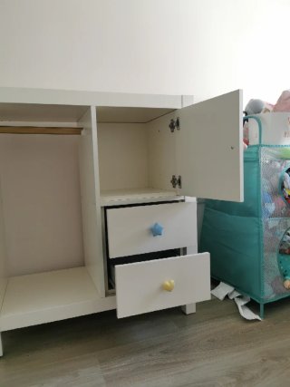 Armario infantil Montessori blanco