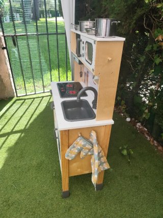 Cocina de madera infantil