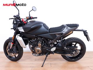 HUSQVARNA SVARTPILEN 801