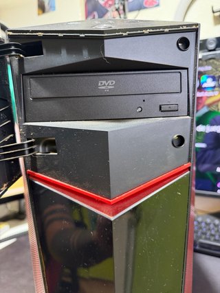 Lenovo Legion Y520 i7 GTX 1080 16GB 1TB