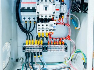 Electricistas 24 Horas tlf 684 754 718
