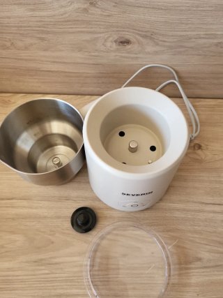 Espumador de leche SEVERIN Beige