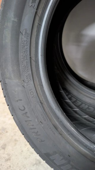 2 Ruedas 225/55 R18 Turismo Michelin Primacy 4