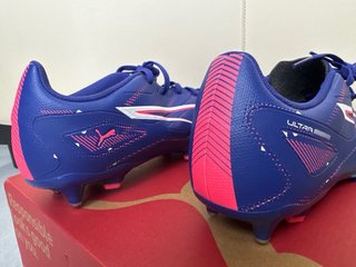 Botas de fútbol Puma Ultra 5 color Lapis Lazuli.