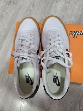 Zapatillas Nike Court Shot Negras y Blancas