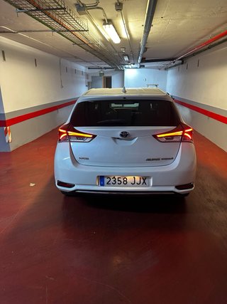 Toyota Auris 2015