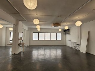Nave industrial en venta en San Fermín en Madrid