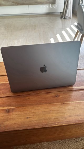 MacBook M1 2020 Plata/Gris Espacial